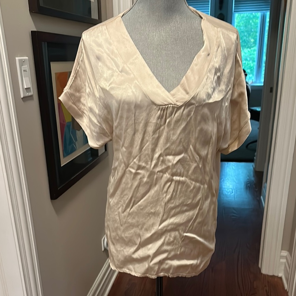 Italian by Amanti Satin Short Sleeve Tee